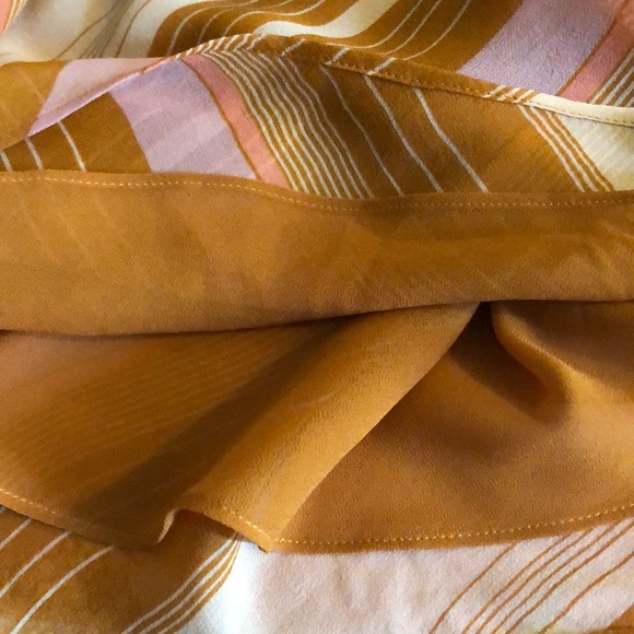 🆕🟠 JOIE 🟠 silk halter top - Picture 5 of 8